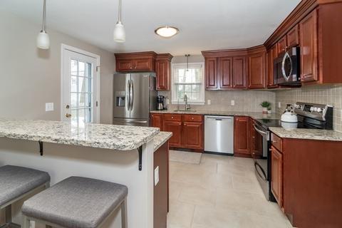 47 Upland Rd, Natick, MA 01760 photo 5