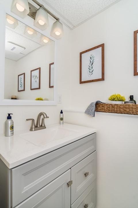 47 Upland Rd, Natick, MA 01760 photo 18