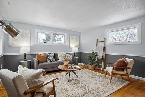 27 Marshall Ave, Saugus, MA 01906 photo 3