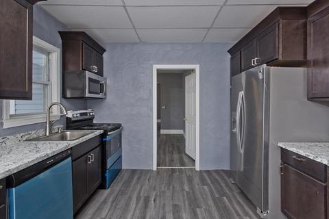214 King, Springfield, MA 01109 photo 3