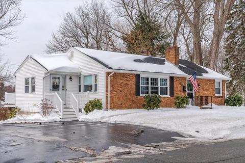 88 Standish St, Worcester, MA 01604 photo 1