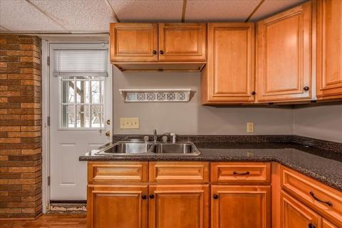 88 Standish St, Worcester, MA 01604 photo 24