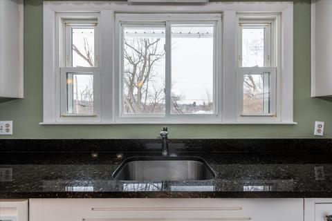 88 Standish St, Worcester, MA 01604 photo 9