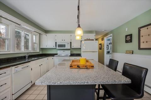 88 Standish St, Worcester, MA 01604 photo 7