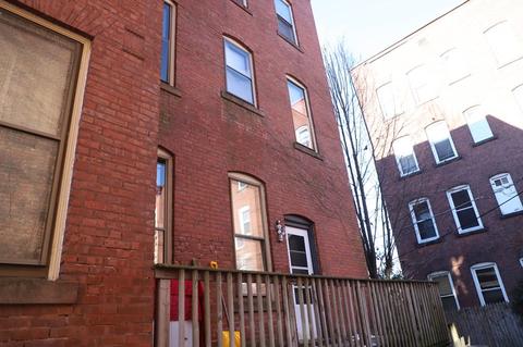 42 Mattoon St, Springfield, MA 01105 photo 6