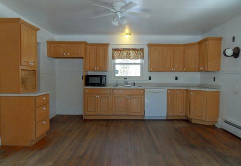 63 Maple St, Douglas, MA 01516 photo 9
