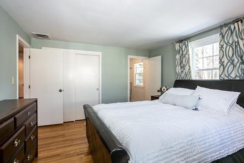 20 Glover Rd, Needham, MA 02494 photo 9