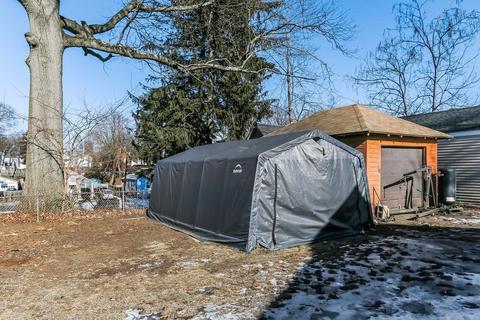 34 Ina St, Springfield, MA 01109 photo 4