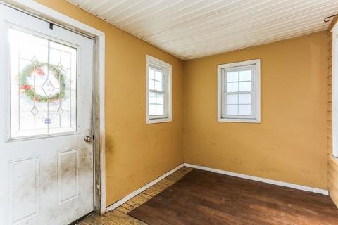 34 Ina St, Springfield, MA 01109 photo 18