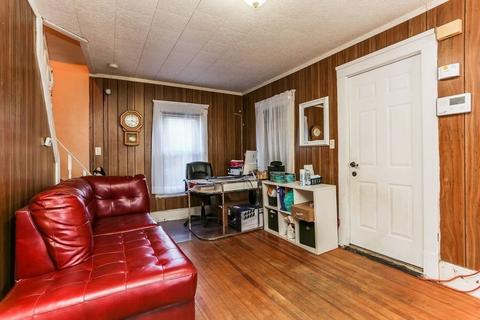 34 Ina St, Springfield, MA 01109 photo 20