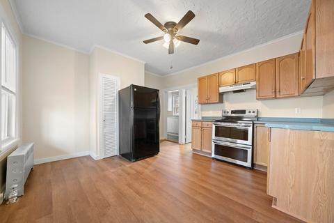 34 Schofield Ave, Dudley, MA 01571 photo 3