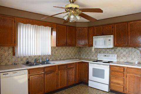 7 Lyons Rd, Dudley, MA 01571 photo 18