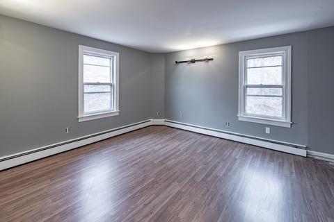 96 Granby, Chicopee, MA 01013 photo 8