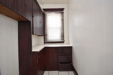 18 Longfellow Ter, Springfield, MA 01108 photo 7