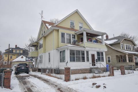 18 Longfellow Ter, Springfield, MA 01108 photo 1