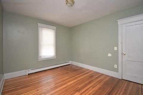 18 Longfellow Ter, Springfield, MA 01108 photo 17