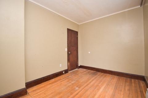 18 Longfellow Ter, Springfield, MA 01108 photo 20