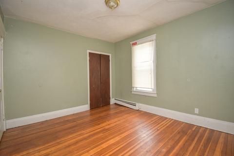 18 Longfellow Ter, Springfield, MA 01108 photo 14