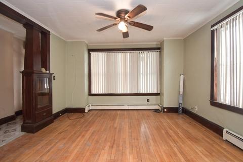 18 Longfellow Ter, Springfield, MA 01108 photo 11