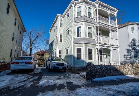 154 Eastern Ave, Worcester, MA 01605 photo 3