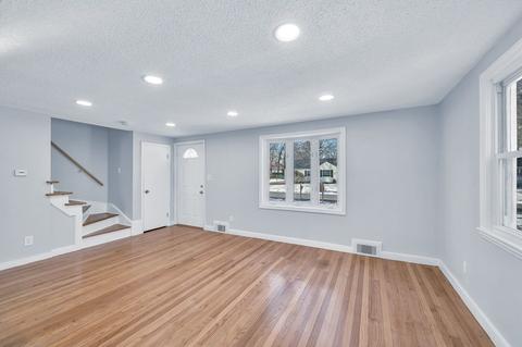 139 Maebeth St, Springfield, MA 01119 photo 17
