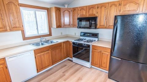 593 Elsbree St, Fall River, MA 02720 photo 11