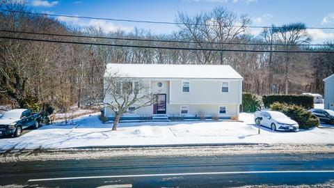 593 Elsbree St, Fall River, MA 02720 photo 2