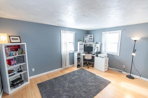 593 Elsbree St, Fall River, MA 02720 photo 21