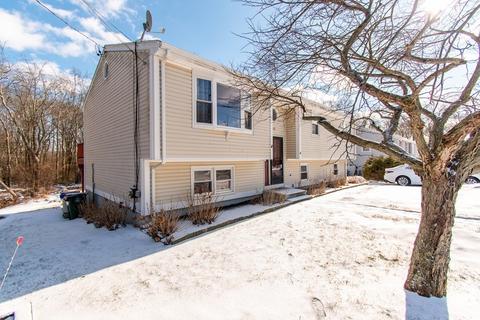 593 Elsbree St, Fall River, MA 02720 photo 3