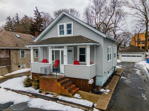 21 Garrison St, Fairhaven, MA 02719 photo 2
