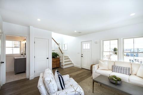 21 Roosevelt Ave, Hull, MA 02045 photo 10