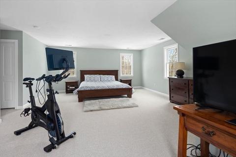 28 Gilford, Hingham, MA 02043 photo 17