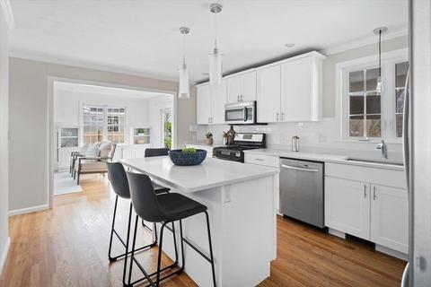 28 Gilford, Hingham, MA 02043 photo 9