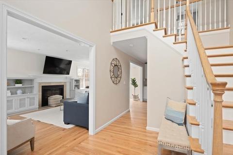 28 Gilford, Hingham, MA 02043 photo 14