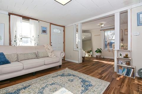 70 Lyman St, Worcester, MA 01603 photo 6