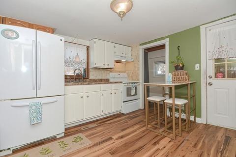 70 Lyman St, Worcester, MA 01603 photo 12