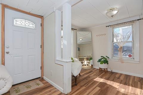 70 Lyman St, Worcester, MA 01603 photo 4