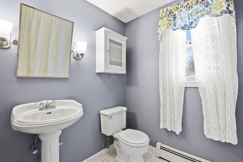 43 Wayne St, Worcester, MA 01603 photo 13