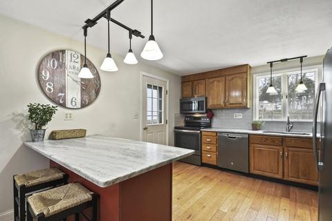 43 Wayne St, Worcester, MA 01603 photo 6