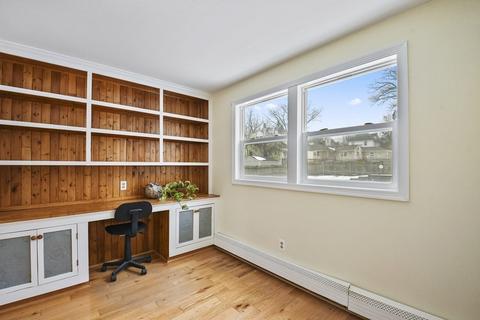 43 Wayne St, Worcester, MA 01603 photo 12