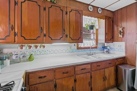 162 Jepson St, Fall River, MA 02723 photo 13