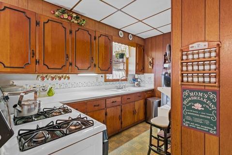 162 Jepson St, Fall River, MA 02723 photo 12