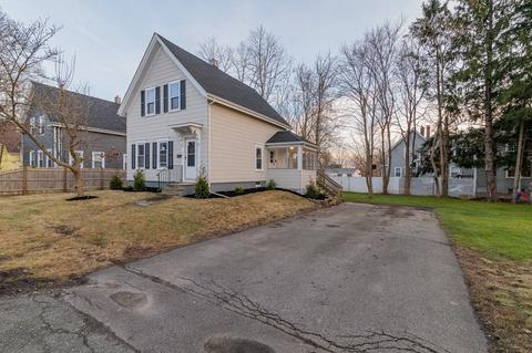 36 Cherry St, Whitman, MA 02382 photo 3