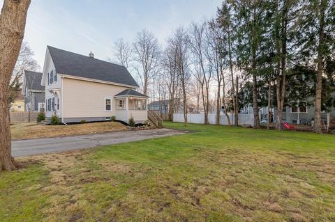 36 Cherry St, Whitman, MA 02382 photo 4