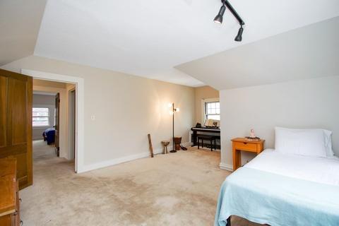 59 Fairfield St, Springfield, MA 01108 photo 32