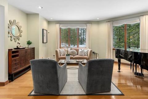 8 Riverview Ter, Dover, MA 02030 photo 4