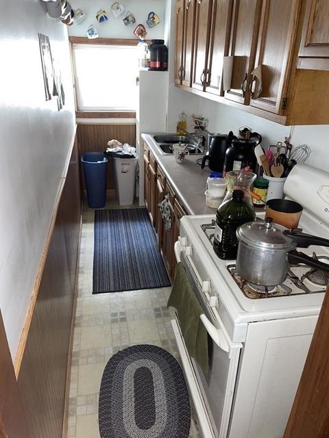 225 Washington St, Fall River, MA 02721 photo 6