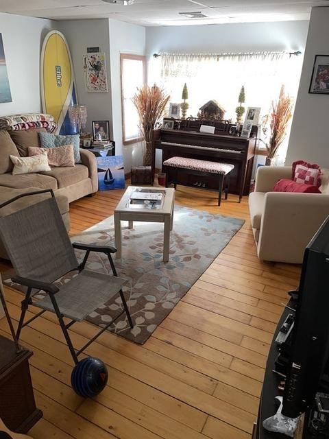225 Washington St, Fall River, MA 02721 photo 4