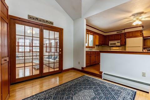 54 Ledgewood Dr, Danvers, MA 01923 photo 13
