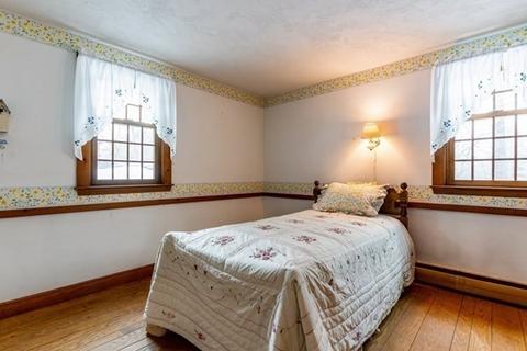 54 Ledgewood Dr, Danvers, MA 01923 photo 22